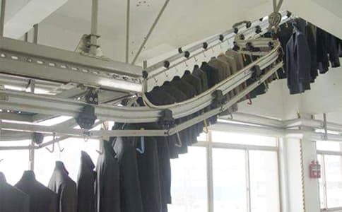 RFID服裝吊掛分揀系統(tǒng).jpg